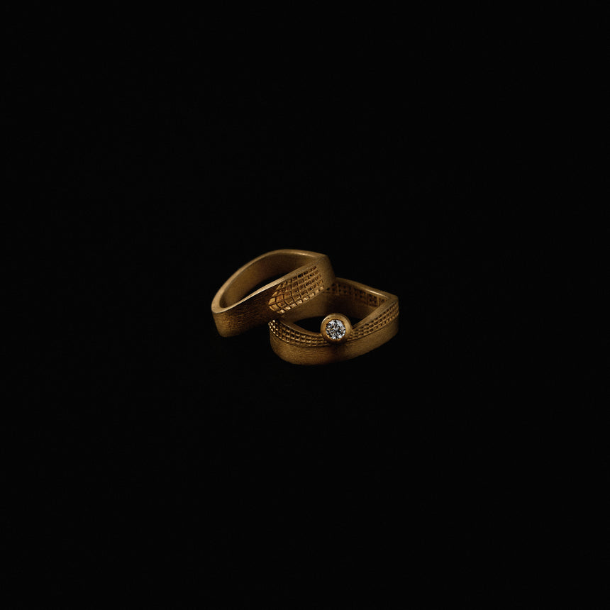 Kén Vọng Gold Ring - Natural Diamond